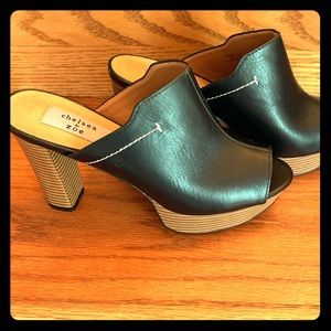 Chelsea & Zoe Platform Slide Sandal